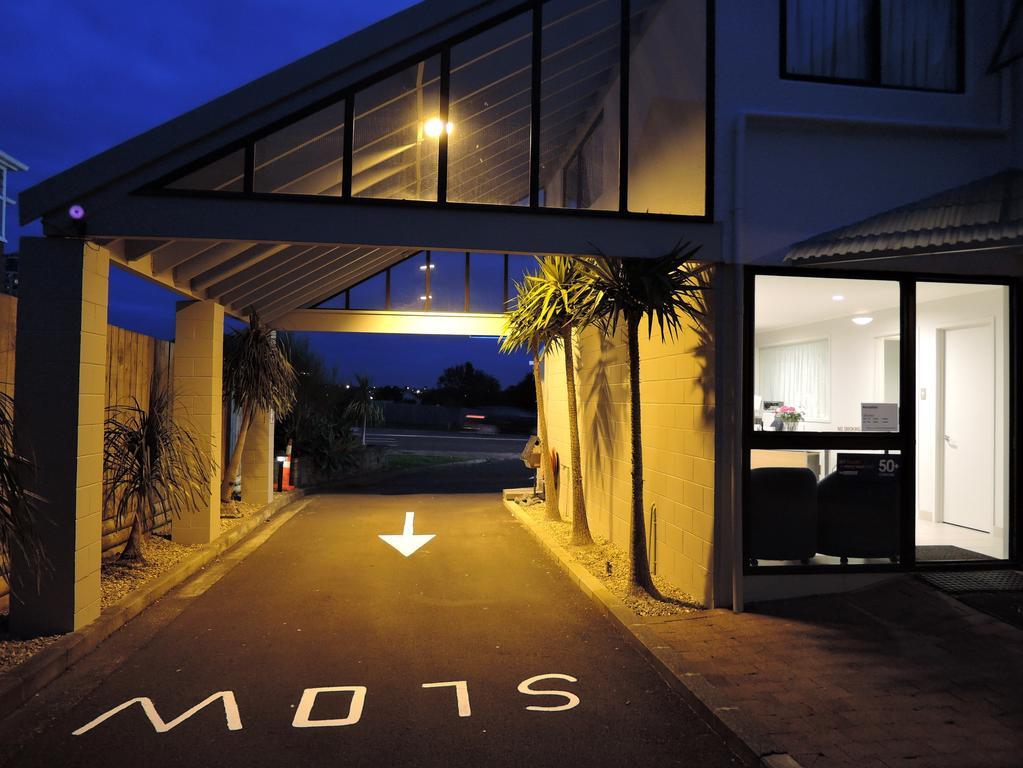 Anzac Court Motel Auckland Bagian luar foto