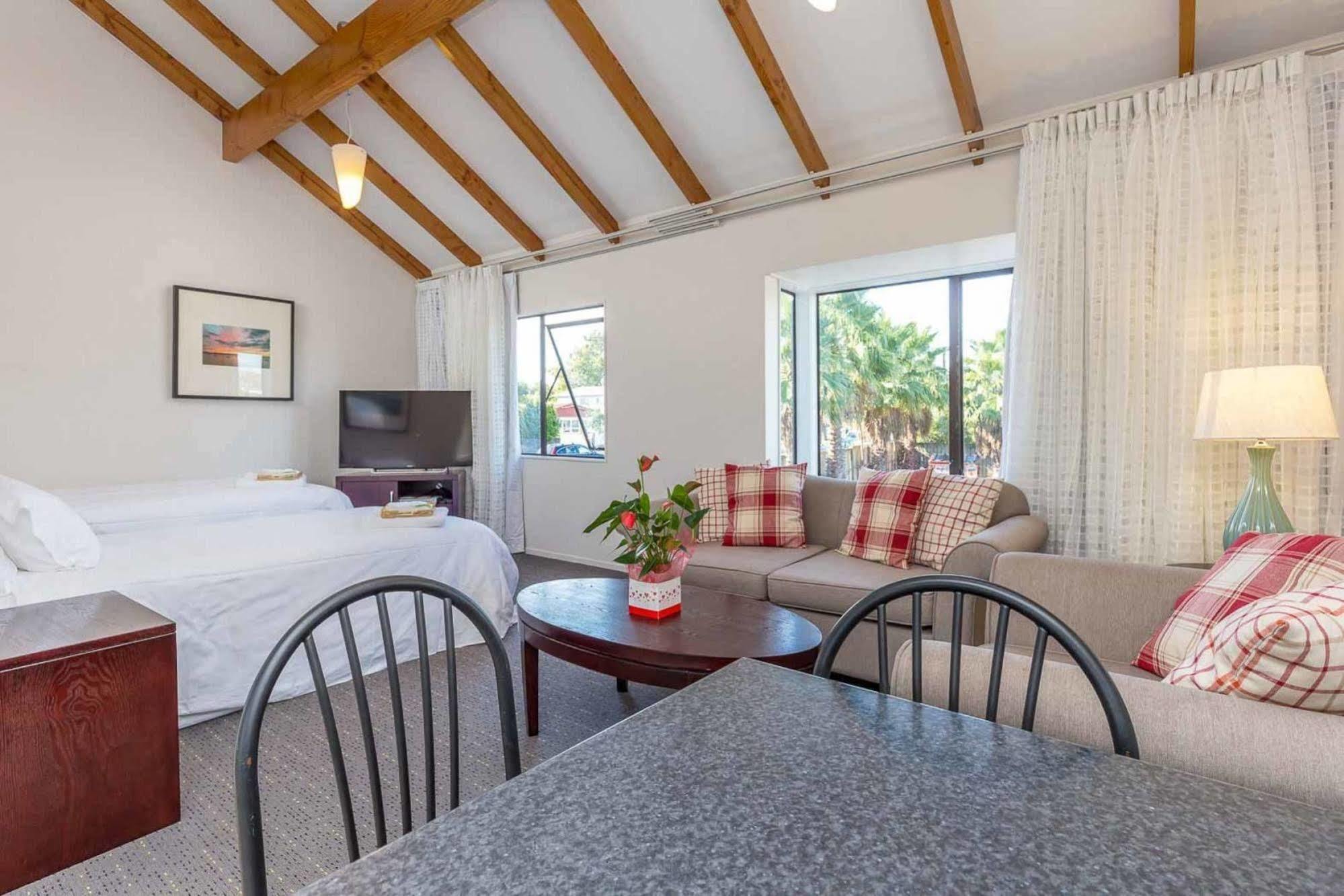 Anzac Court Motel Auckland Bagian luar foto